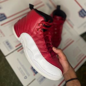Jordan 12 gym red